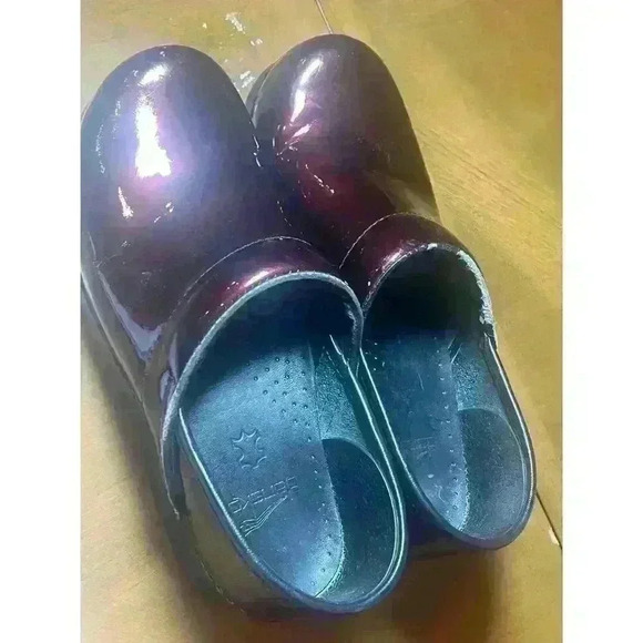 Dansko clogs size 38 7.5-8 - Picture 6 of 7